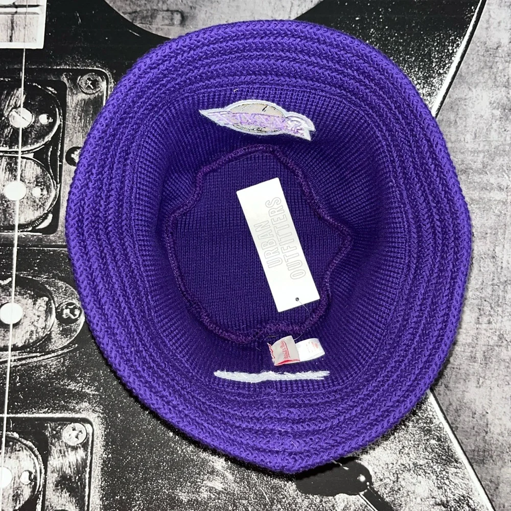 NWT LA Lakers Hat